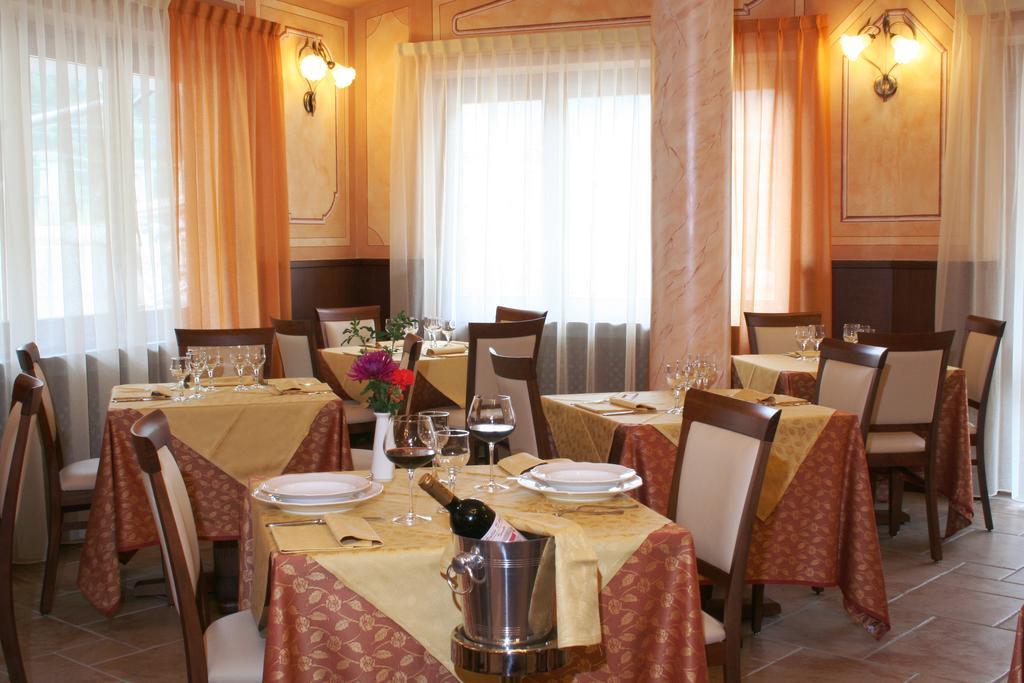 Hotel Dama Bianca Valtournenche Luaran gambar